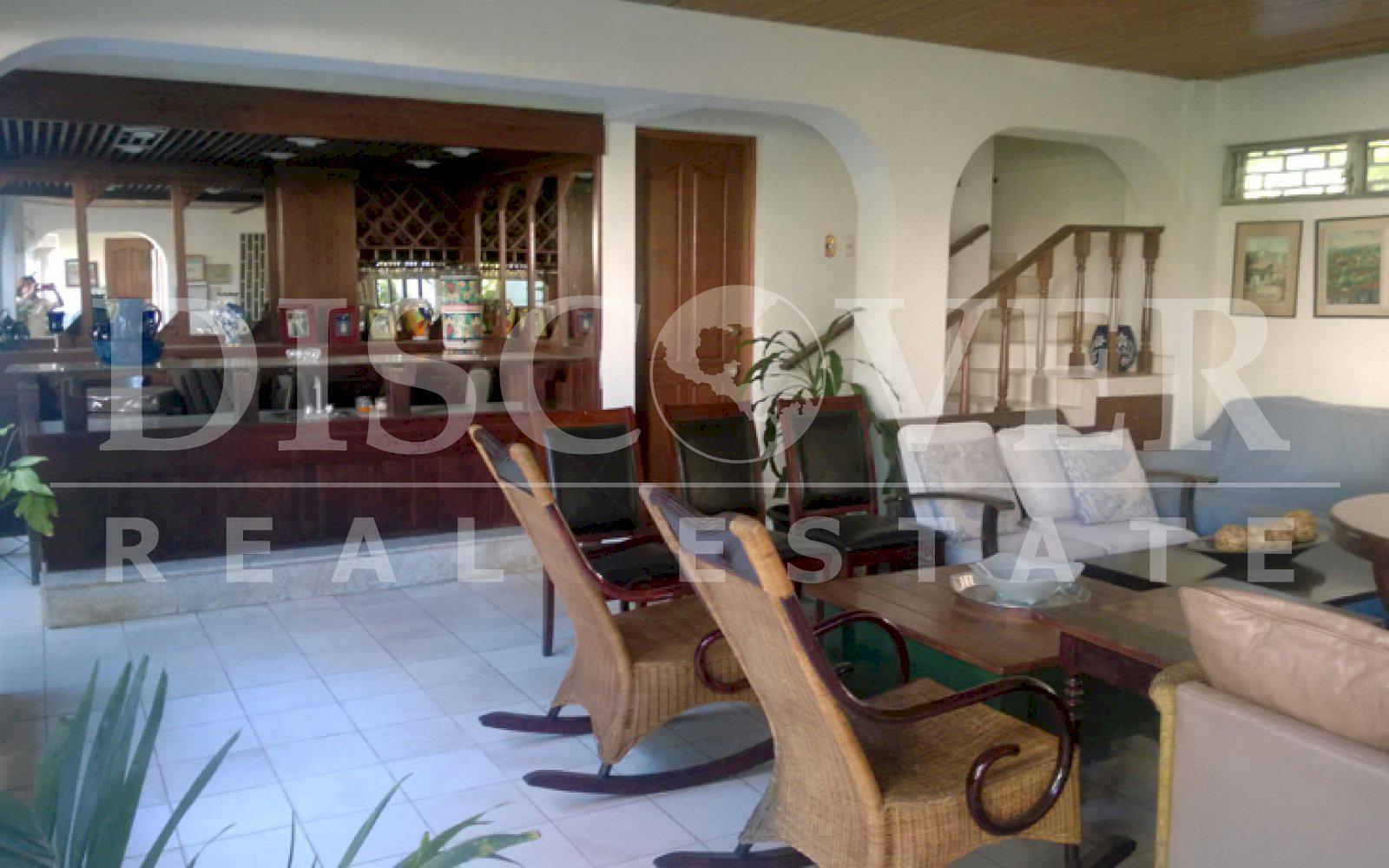  Nice House for Rent in Planes of Altamira ID 8751
