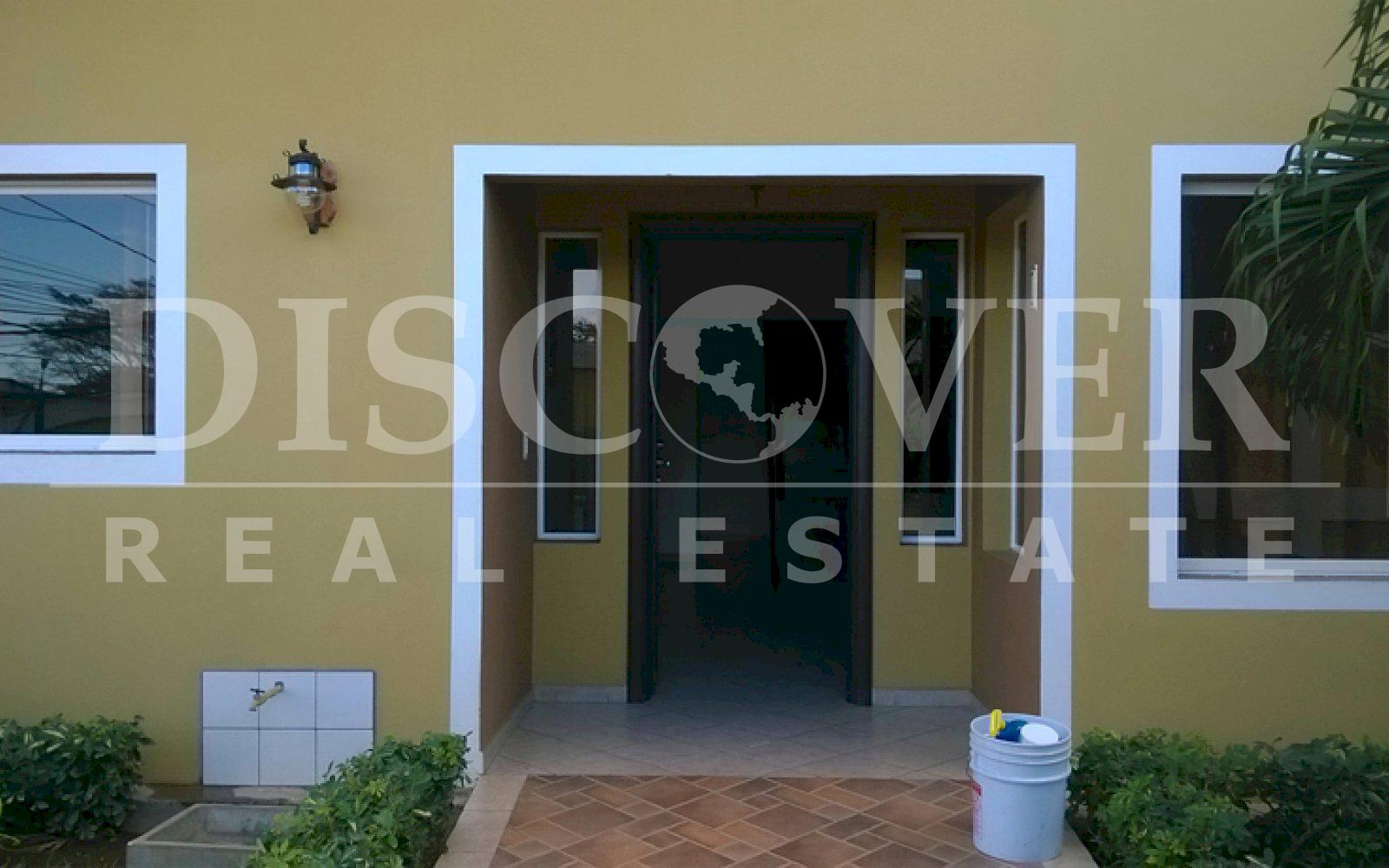 https://images.discovernica.com/propiedad/1600/ID_8823_APARTAMENTO_EN_VENTA_Y_ALQUILER_3_.jpg