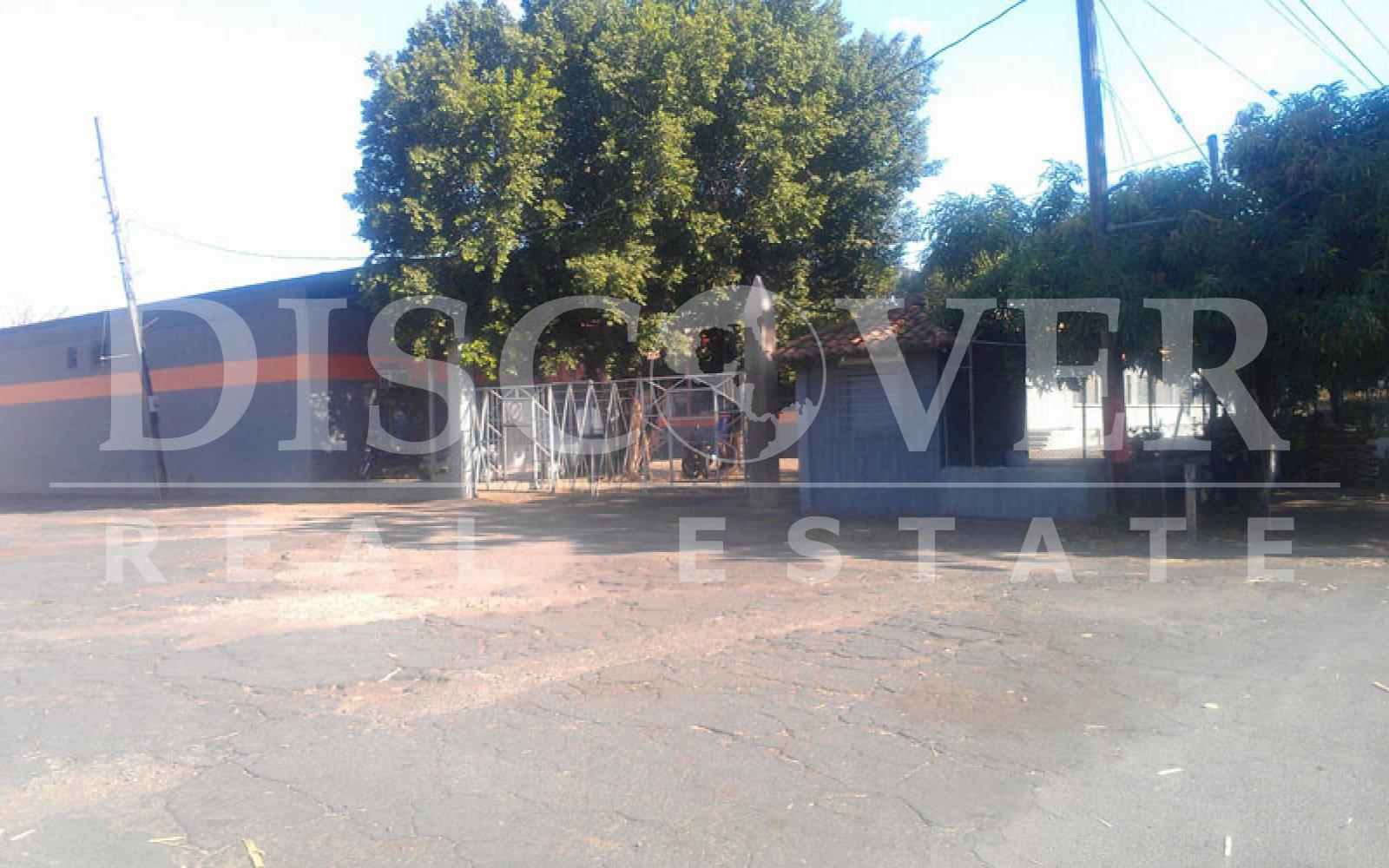 https://images.discovernica.com/propiedad/1600/ID_8855_BODEGA_MIL_METROS.LEON_7_.jpg