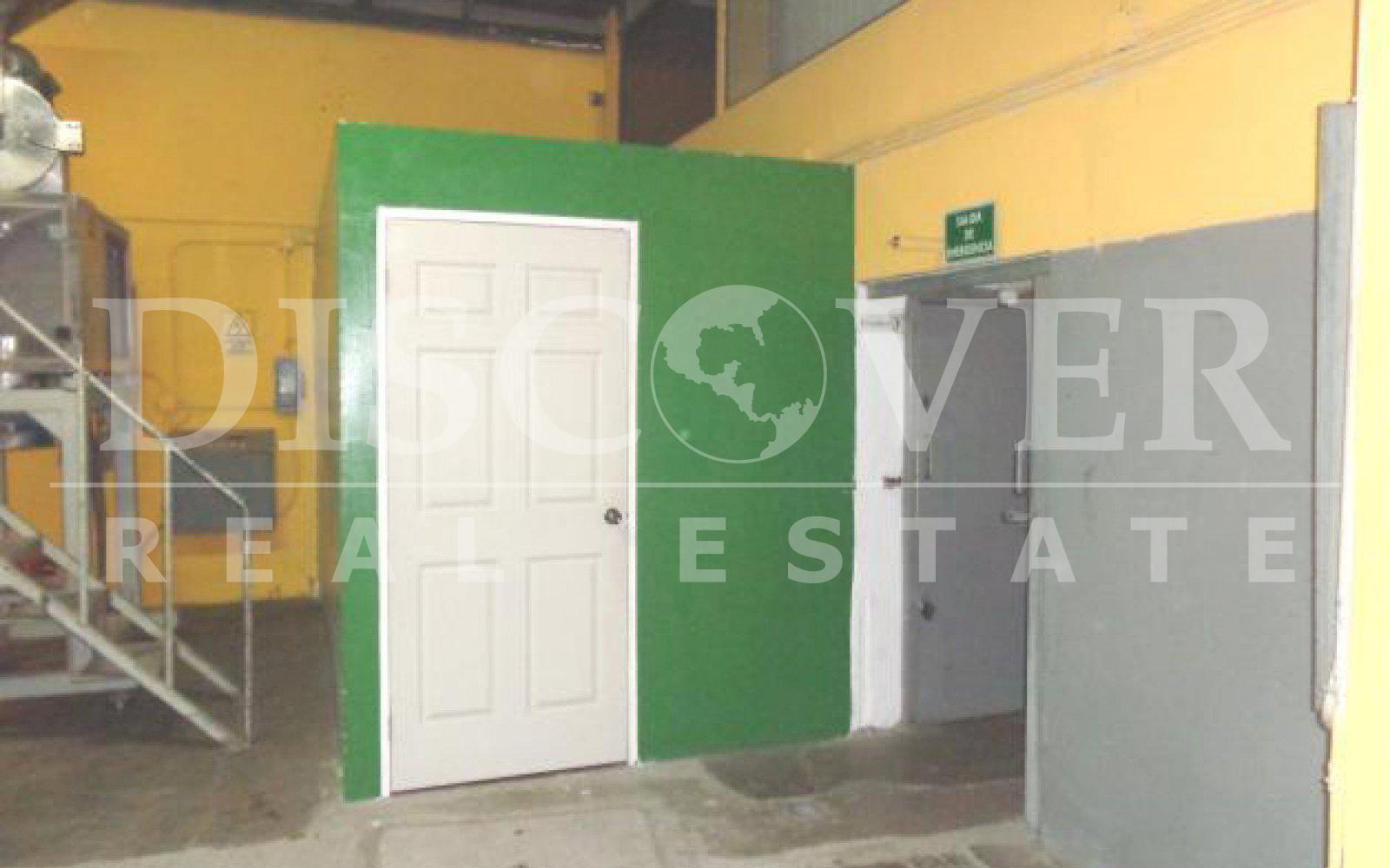 https://images.discovernica.com/propiedad/1600/ID_8880_BODEGA_EN_VENTA._CARRETERA_NORTE_6_.jpg