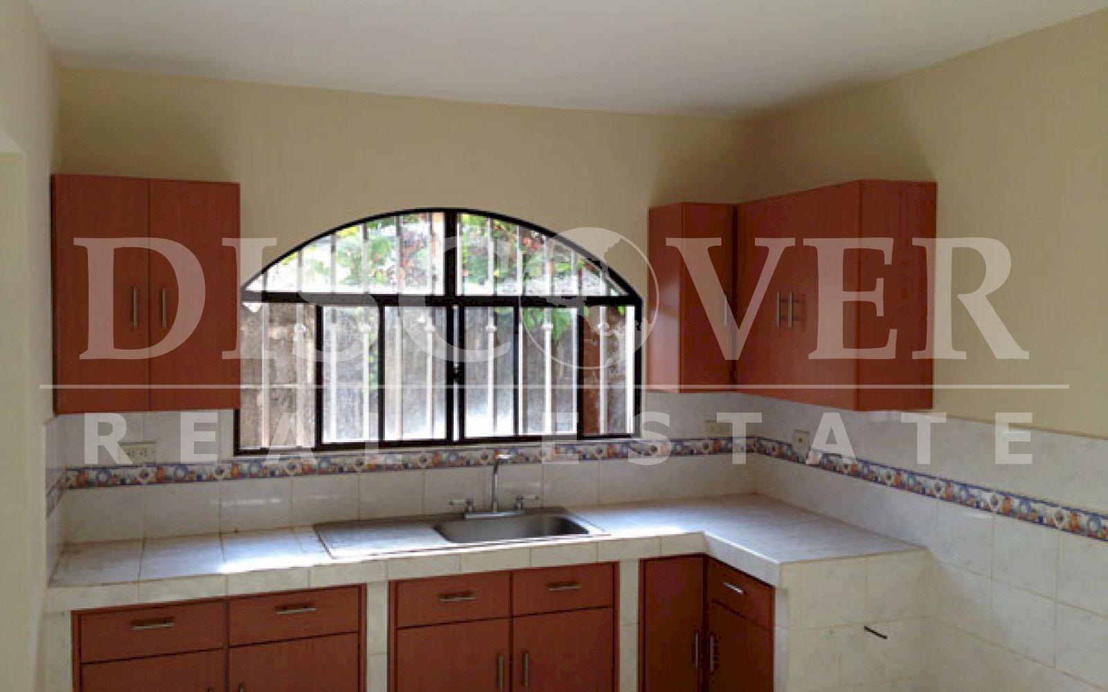  Beautiful 2 storey House for Rent in Lomas of NotreDame ID 8863