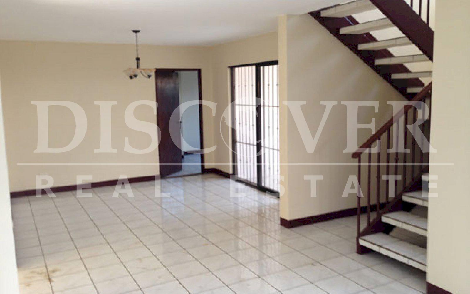  Beautiful 2 storey House for Rent in Lomas of NotreDame ID 8863