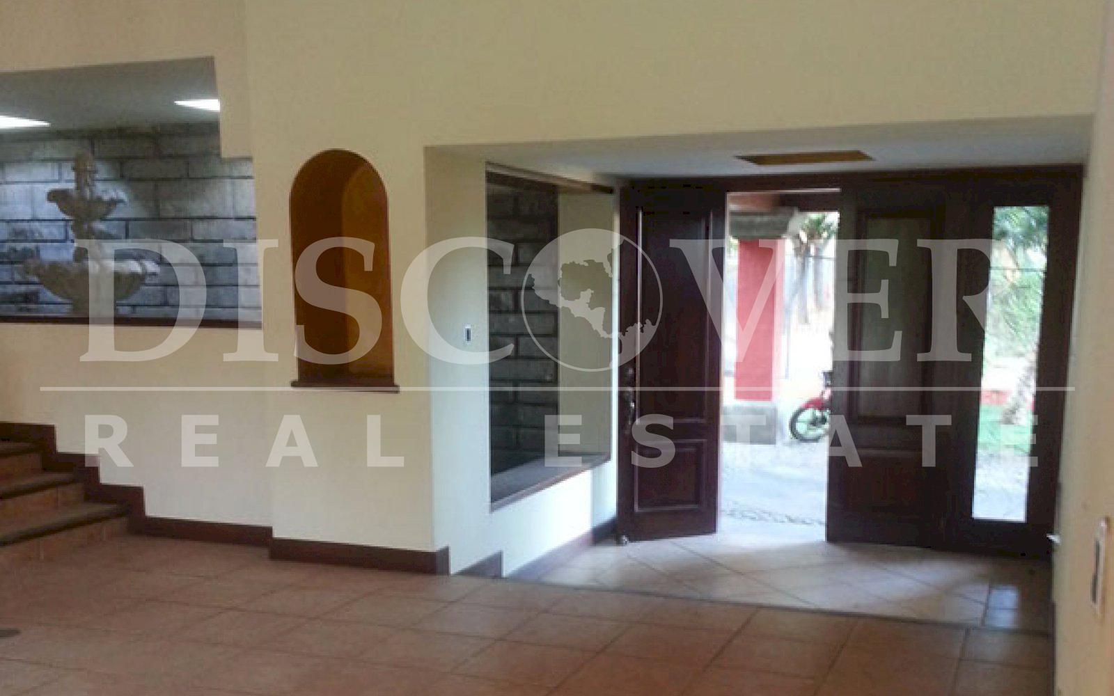 Beautiful Residence for Rent in Altos de Santo Domingo ID 8874
