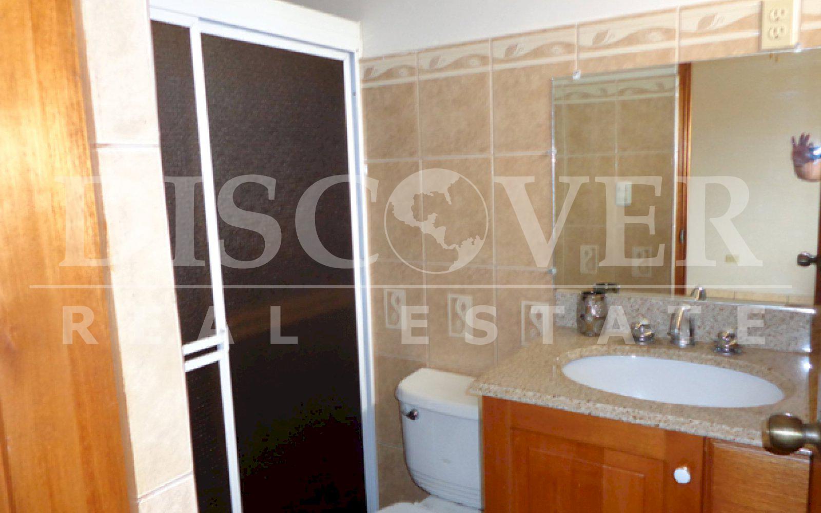  House for sale in Carretera Vieja a León, Managua, Nicaragua.