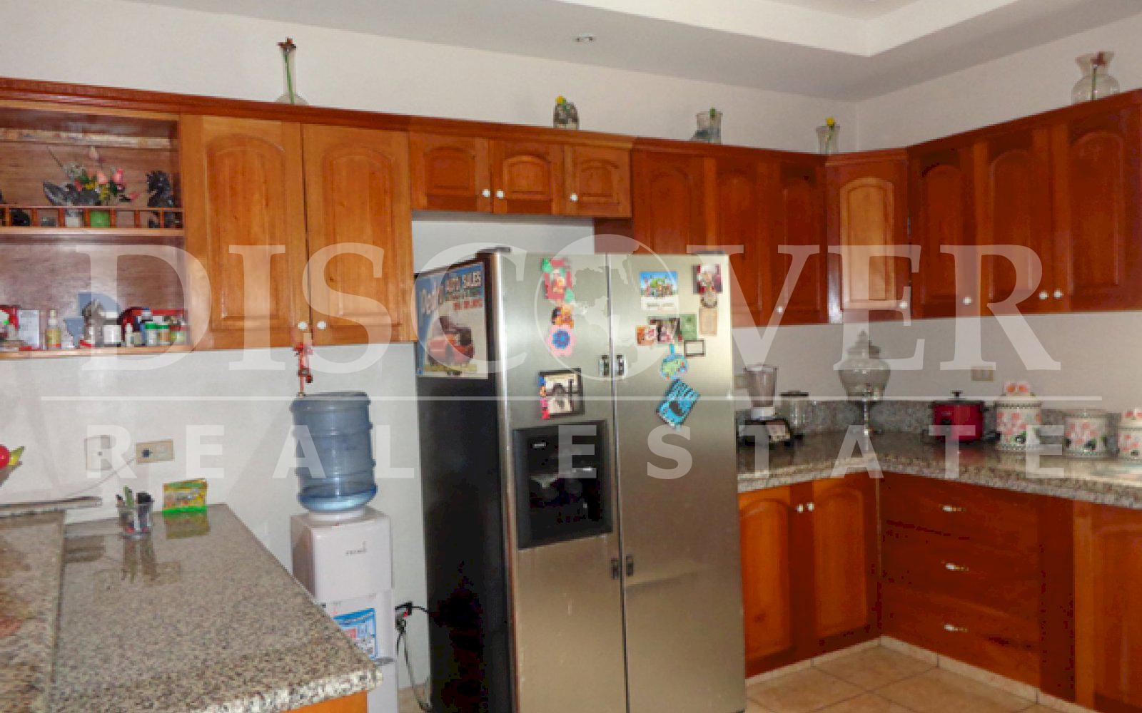  House for sale in Carretera Vieja a León, Managua, Nicaragua.