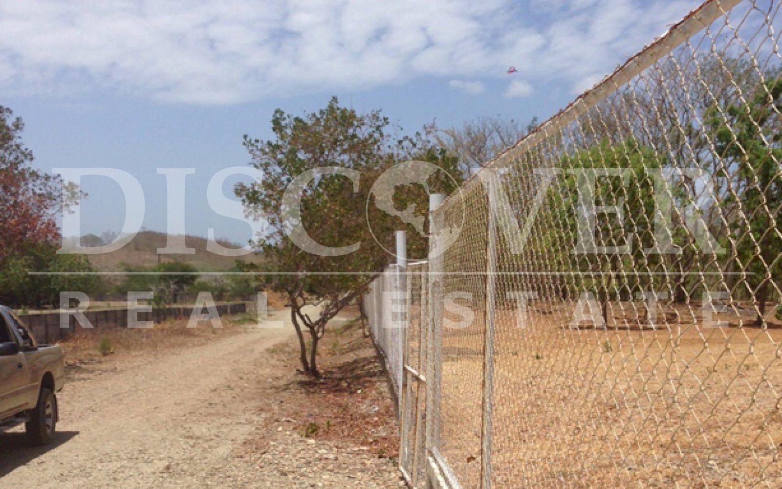 https://images.discovernica.com/propiedad/1600/ID_8981_TERRENO._VENTA.OSTIONAL.COMPRA_4_.jpg
