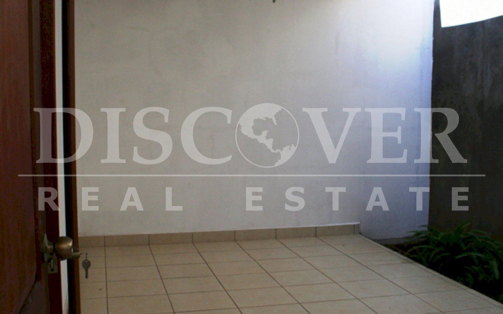  Apartment complex in closed condominium