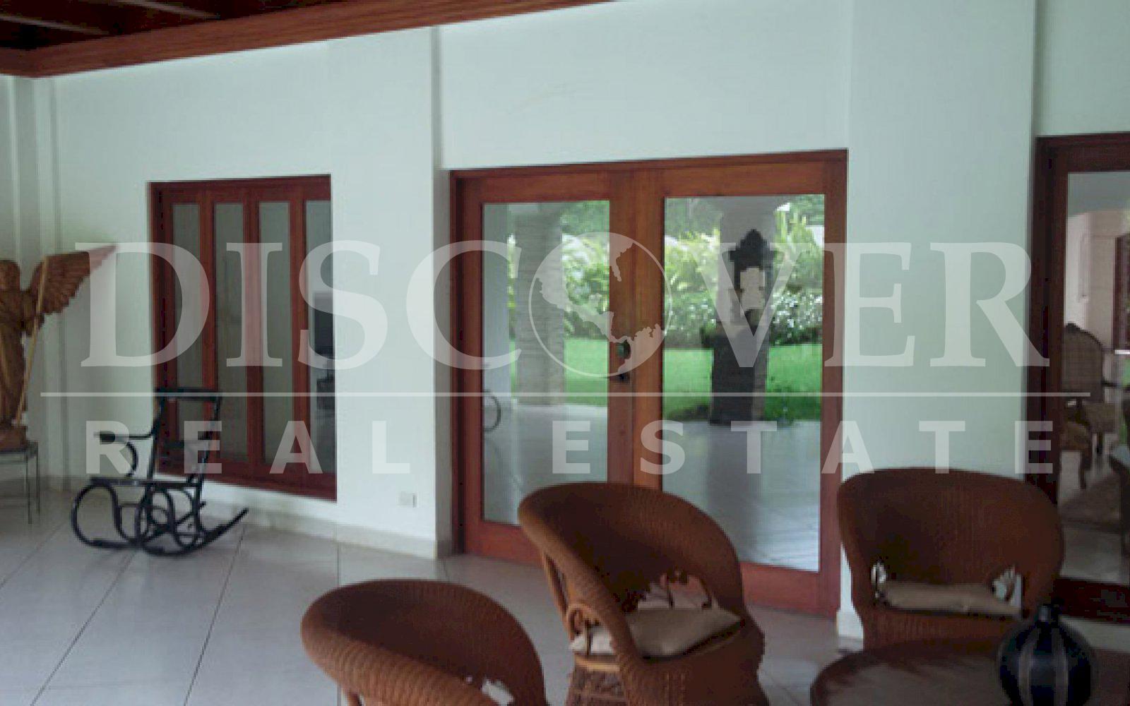 https://images.discovernica.com/propiedad/1600/ID_9159_CASA.VENTA.ALQUILER.MANAGUA.VILLA_FONTANA_9_.jpg