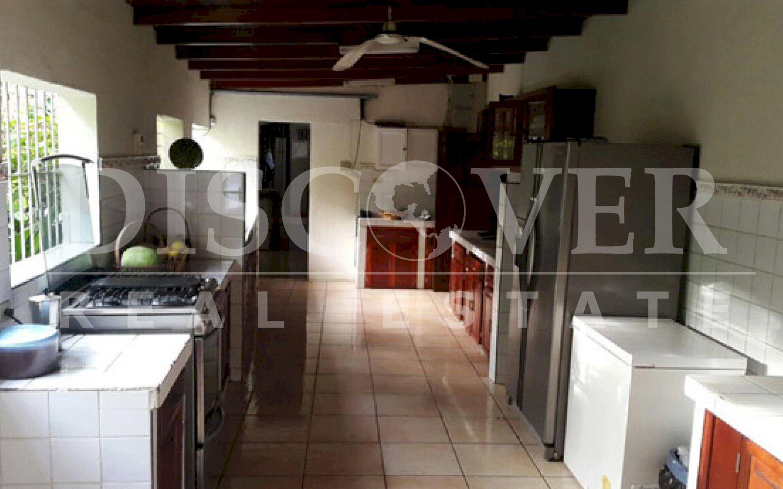 https://images.discovernica.com/propiedad/1600/ID_9187_MONTOYA._CASA._COMPRA.MANAGUA.VENTA_4_.jpg
