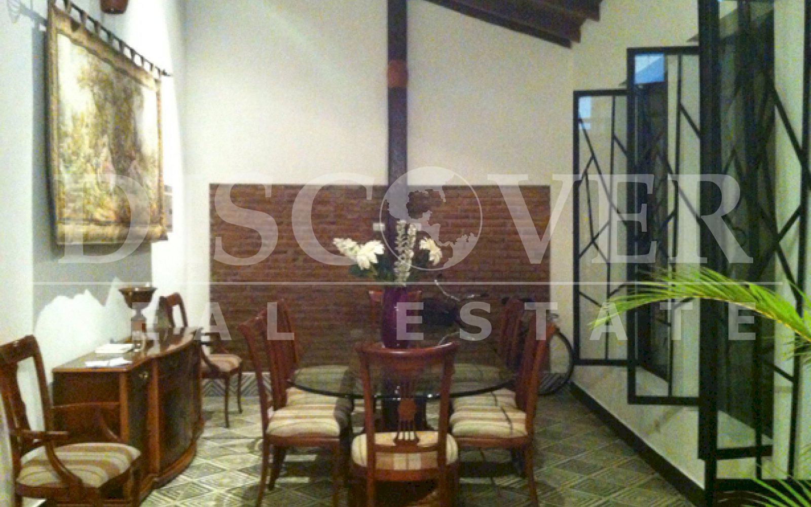 Colonial Home for Sale in Granada City ID 9151