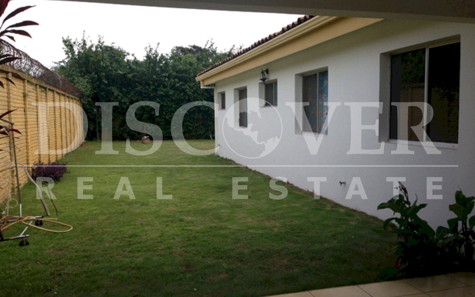 https://images.discovernica.com/propiedad/1600/ID_9292_ERMITAS_DE_ESQUIPULAS.CASA.ALQUILER.VENTA.NUEVA.HERMOSA.GRANDE.MANAGUA_5_.JPG