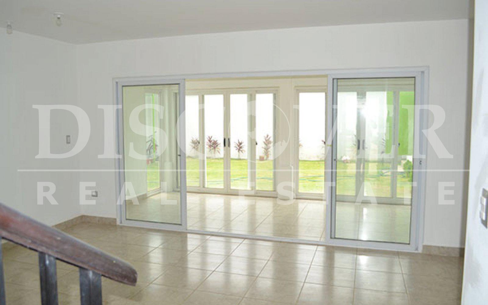 https://images.discovernica.com/propiedad/1600/ID_9384_ALAMEDA_DE_LAS_COLINAS._VENTA.CASA_NUEVA_2_.JPG