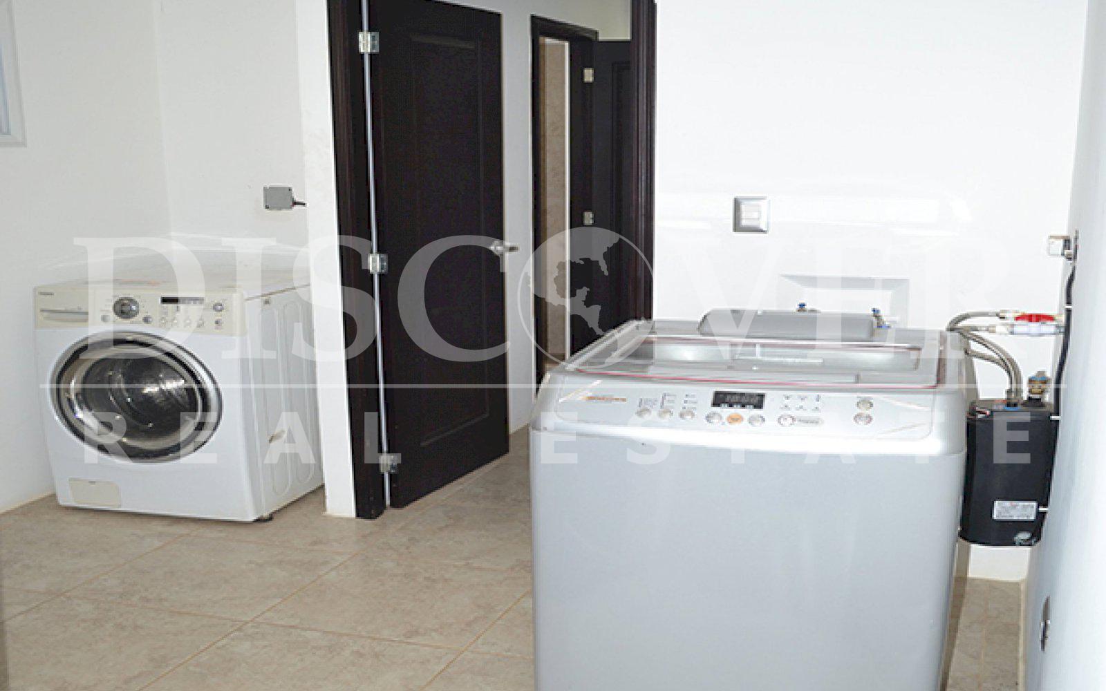 https://images.discovernica.com/propiedad/1600/ID_9384_ALAMEDA_DE_LAS_COLINAS._VENTA.CASA_NUEVA_5_.JPG