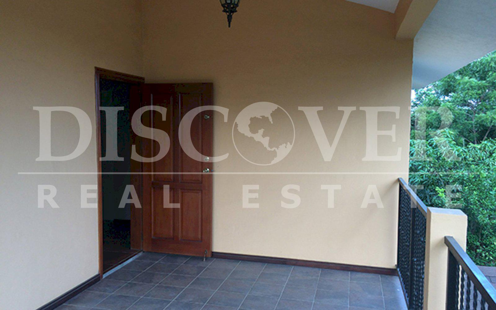 https://images.discovernica.com/propiedad/1600/ID_9442_CARRETERA_NUEVA_LEON.MANAGUA._CASA_4_.JPG