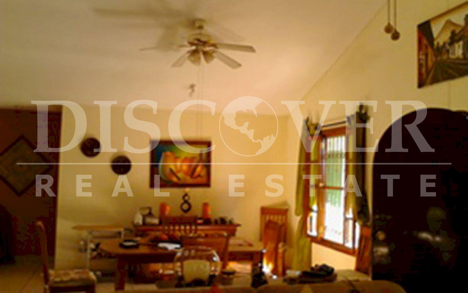 https://images.discovernica.com/propiedad/1600/ID_9481_LAS_CUMBRES.MANAGUA.CASA_EN_VENTA_4_.jpg