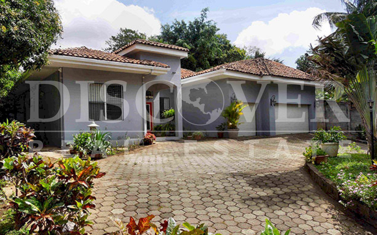 https://images.discovernica.com/propiedad/1600/ID_9545_CARRETERA_SUR.SERRANIA.CASA_2_.JPG