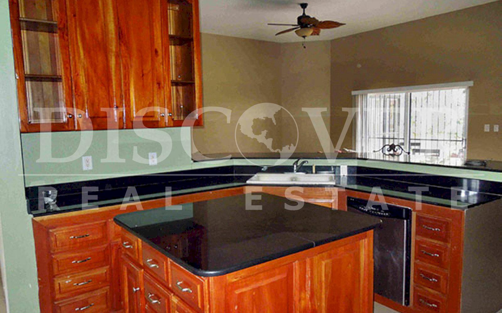 https://images.discovernica.com/propiedad/1600/ID_9545_CARRETERA_SUR.SERRANIA.CASA_6_.JPG
