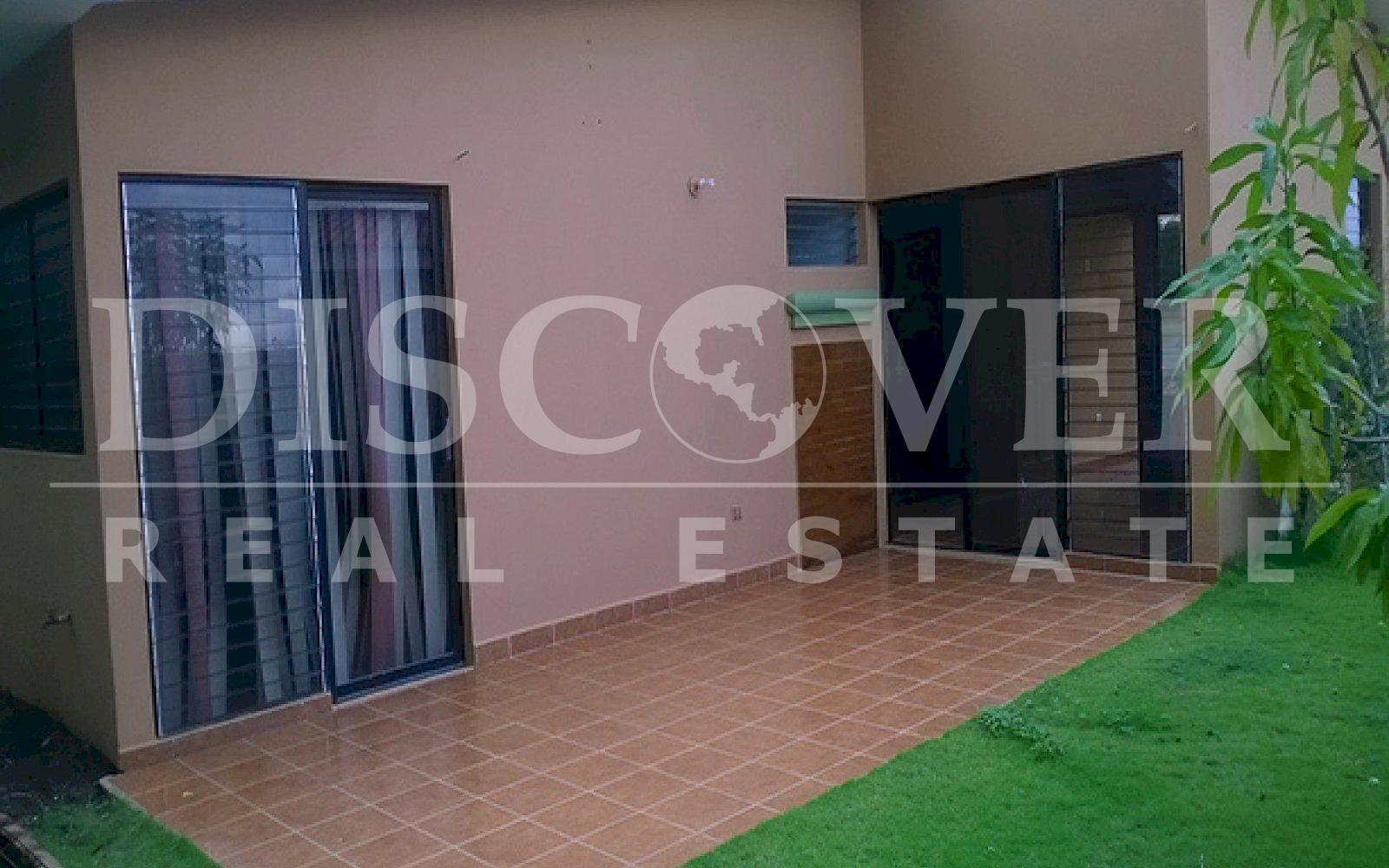 House for Sale in Condominium in Veracruz Road ID 9476