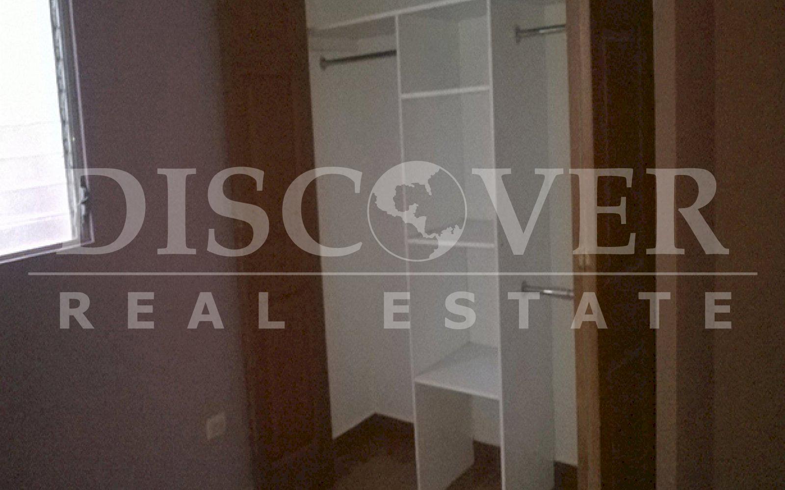 House for Sale in Condominium in Veracruz Road ID 9476