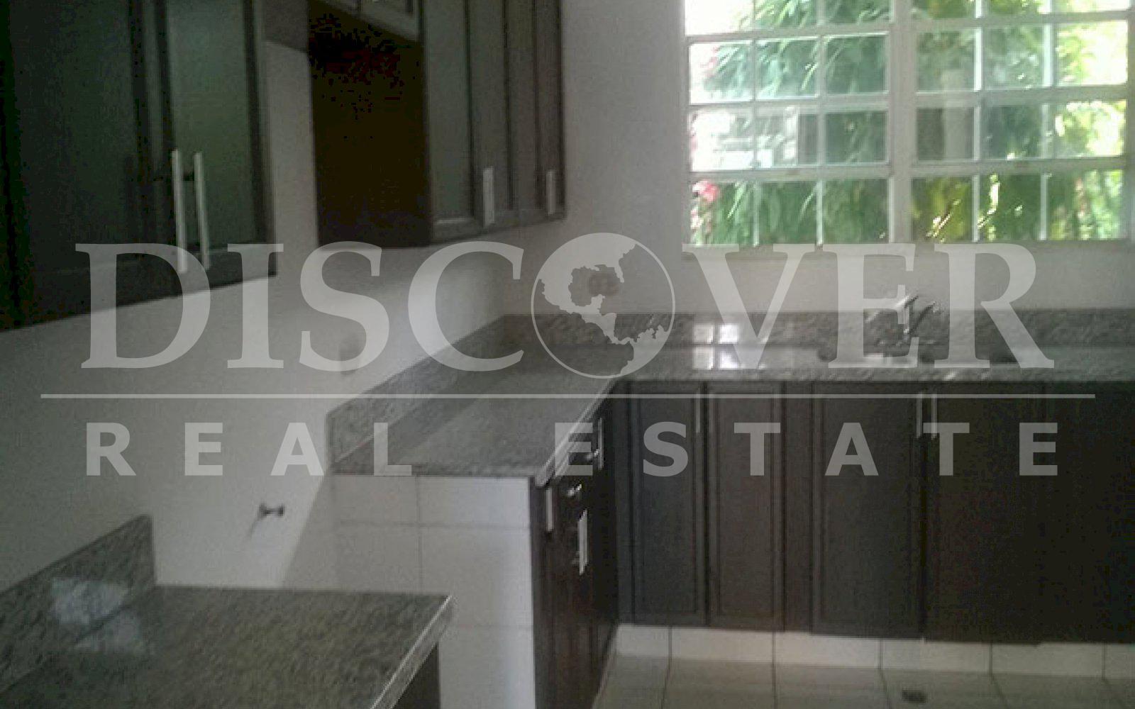  Beautiful House for Rent in Santo Domingo ID 9519