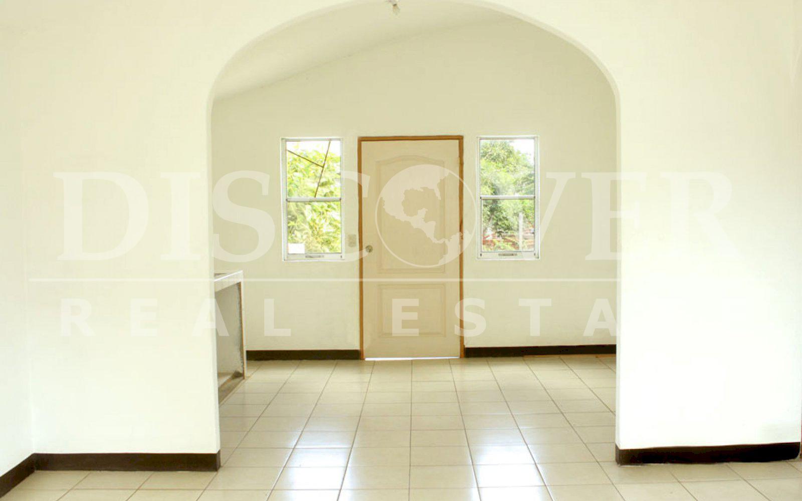 https://images.discovernica.com/propiedad/1600/ID_9596_CASA.CARRETERA_NUEVA_LEON.MANAGUA_2_.jpg
