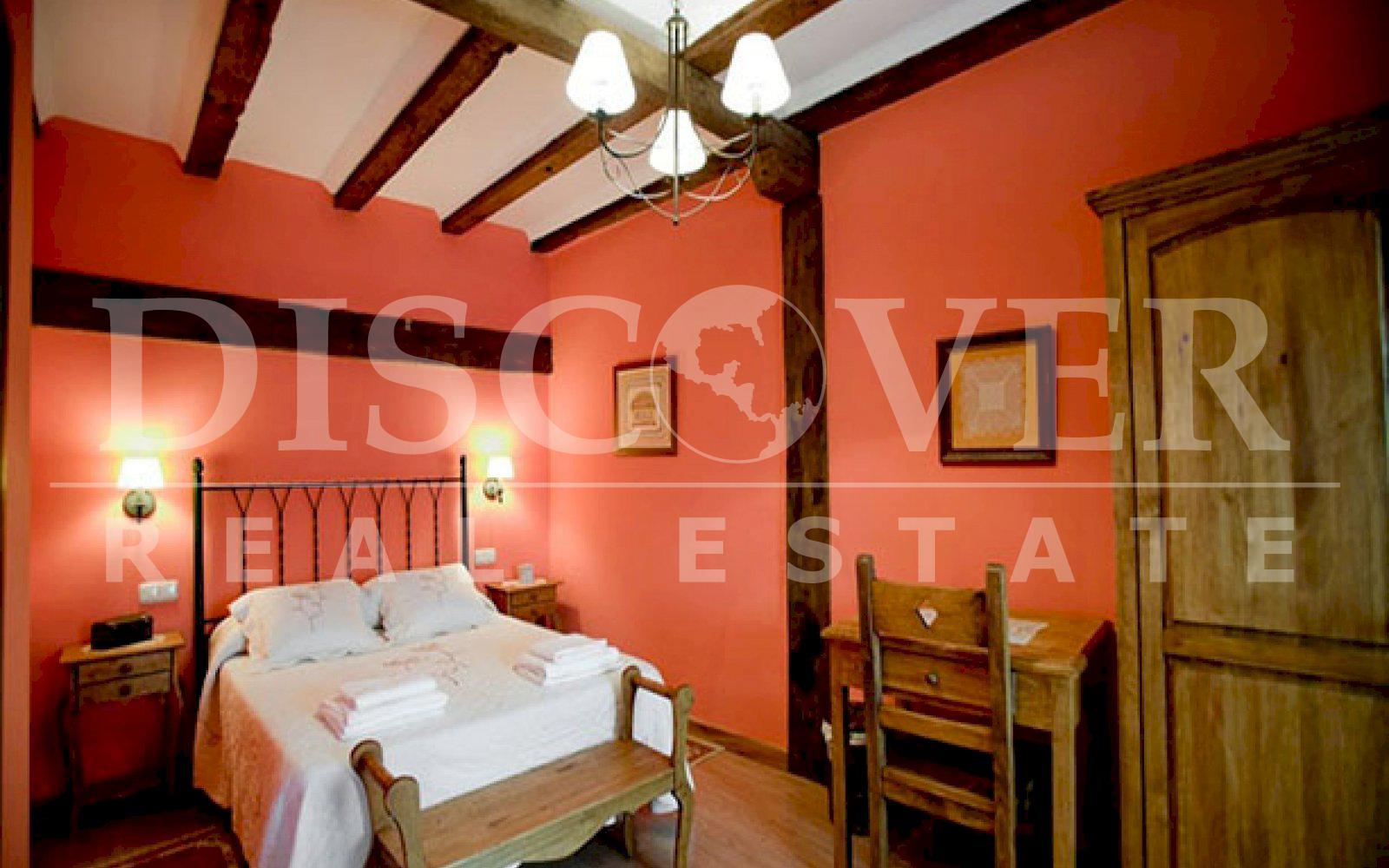 https://images.discovernica.com/propiedad/1600/ID_9612_VENTA.HOTEL.PLANES_DE_ALTAMIRA_5_.jpg