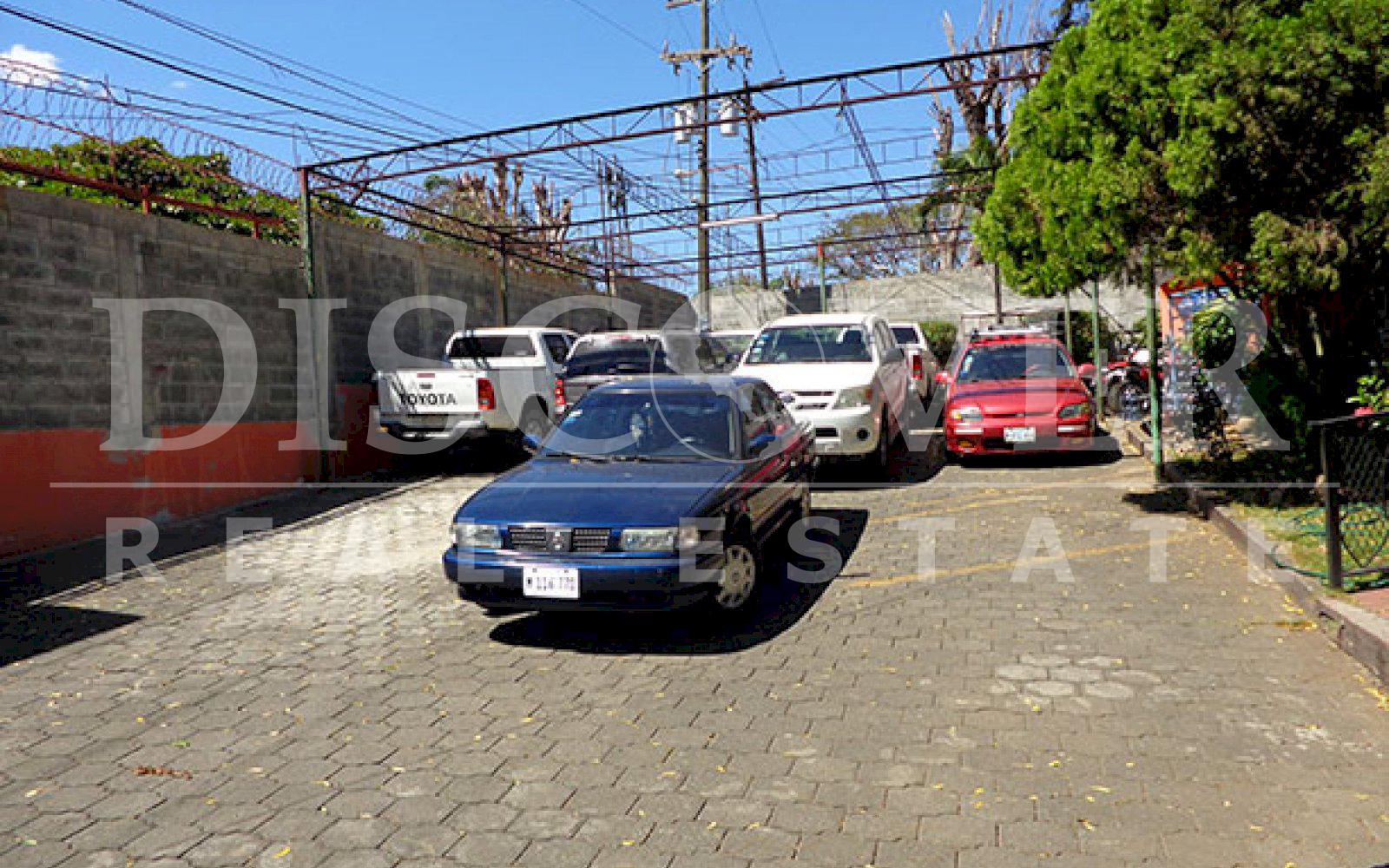 https://images.discovernica.com/propiedad/1600/ID_9701_LOMAS_DE_GUADALUPE.MANAGUA.EDIFICIO.COMERCIAL._VENTA_2_.JPG