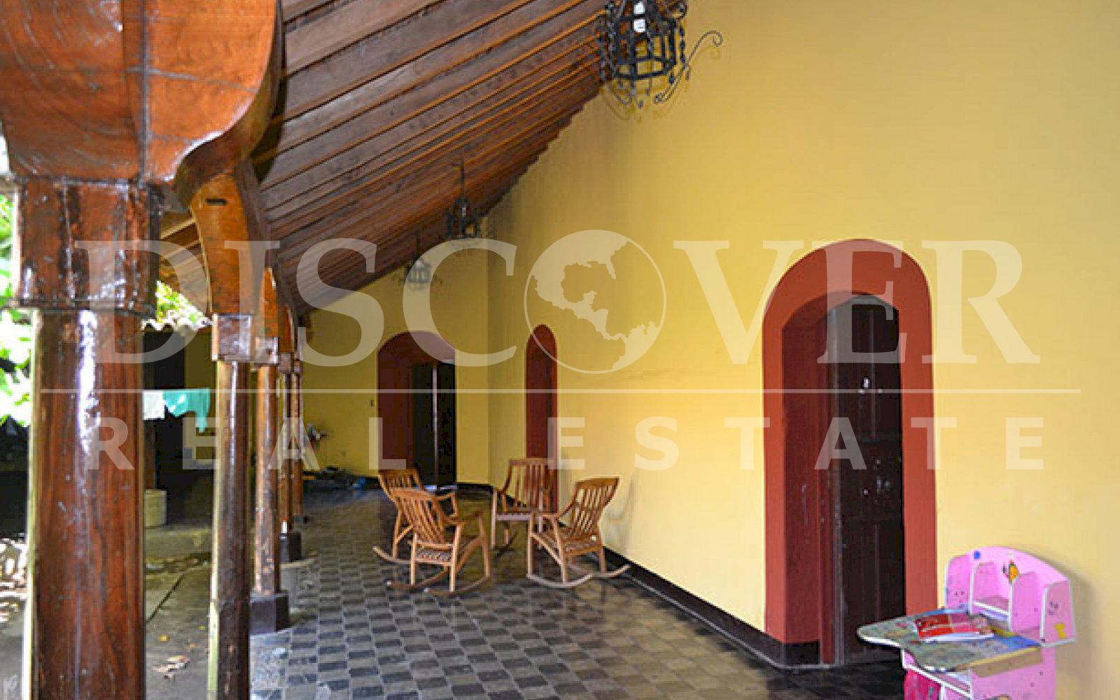 House for Sale located in the center of León City ID 9669