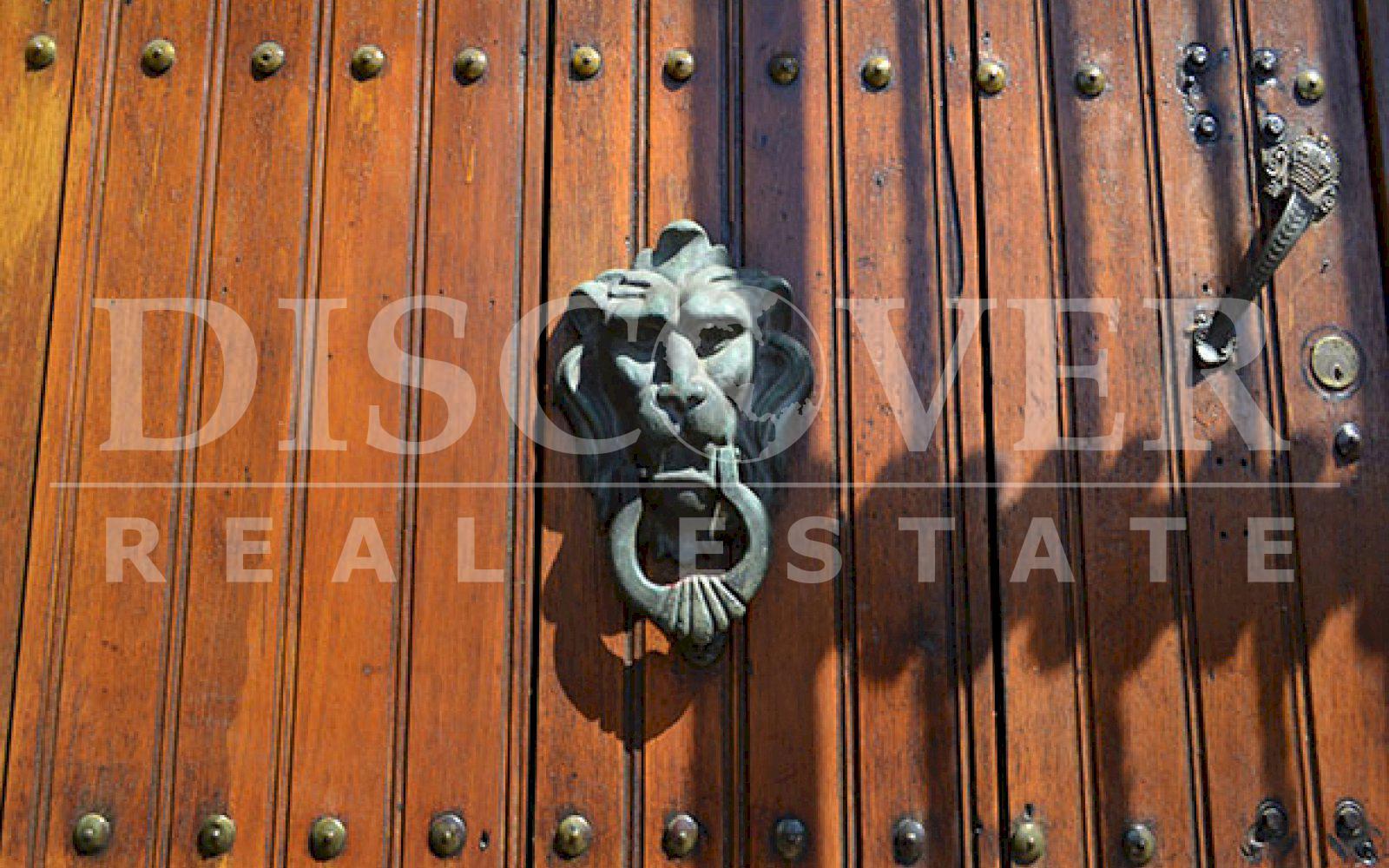 House for Sale located in the center of León City ID 9669