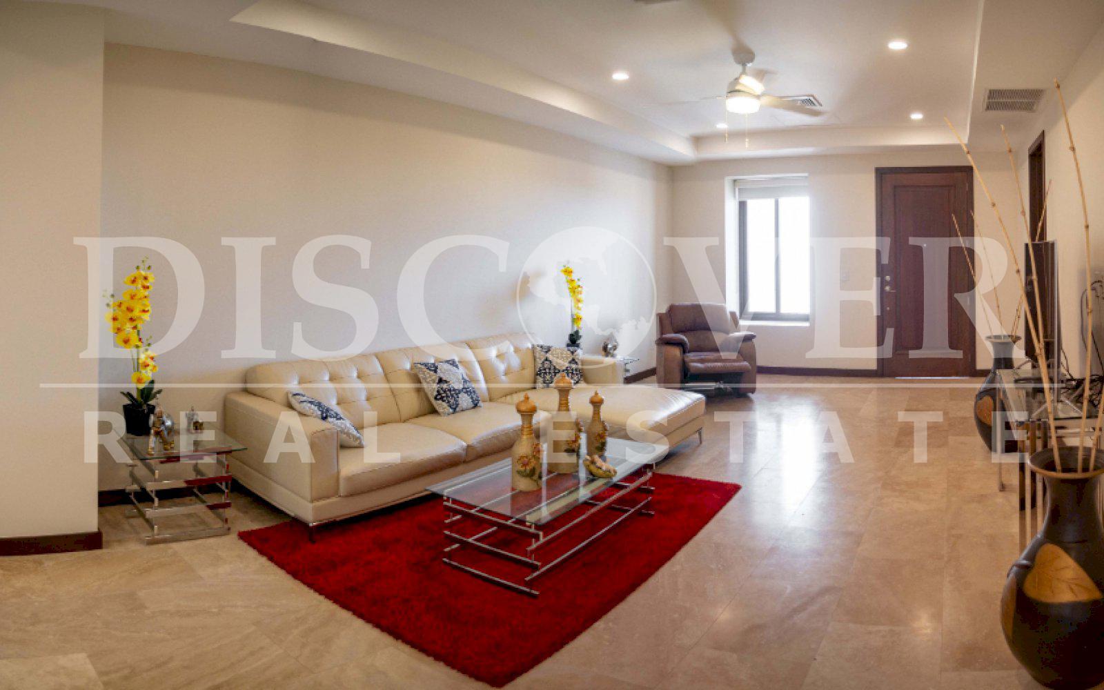  Apartment for rent in Old Santo Domingo Condominium.