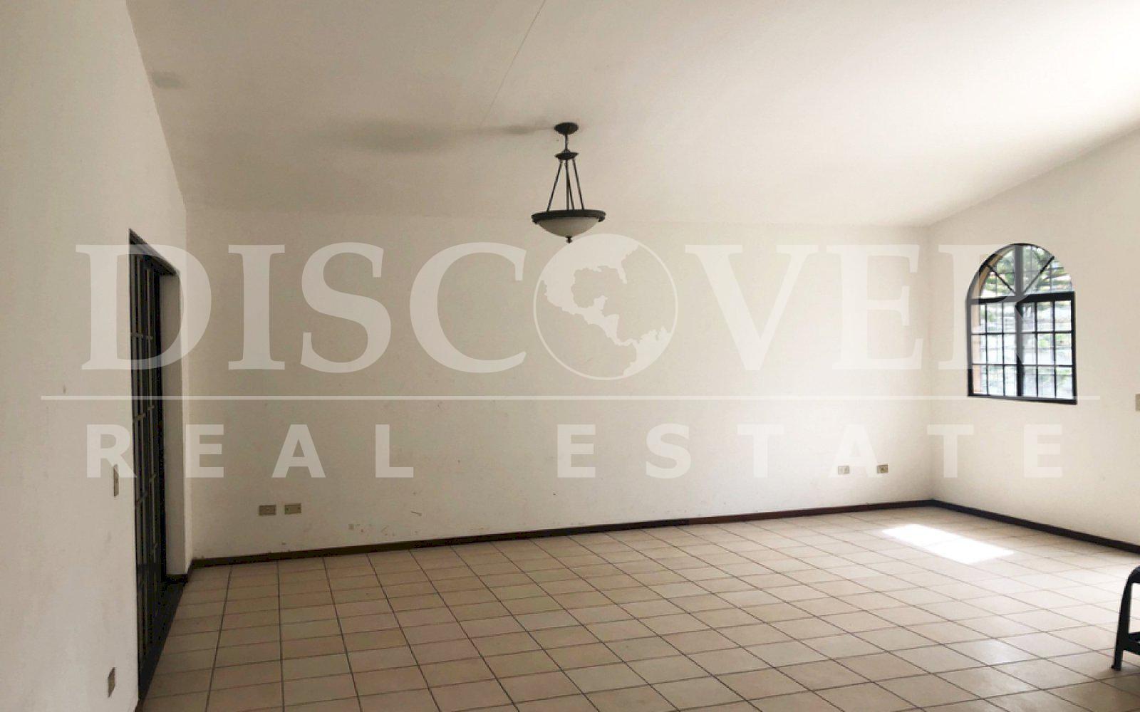  House for rent in Acoma residential