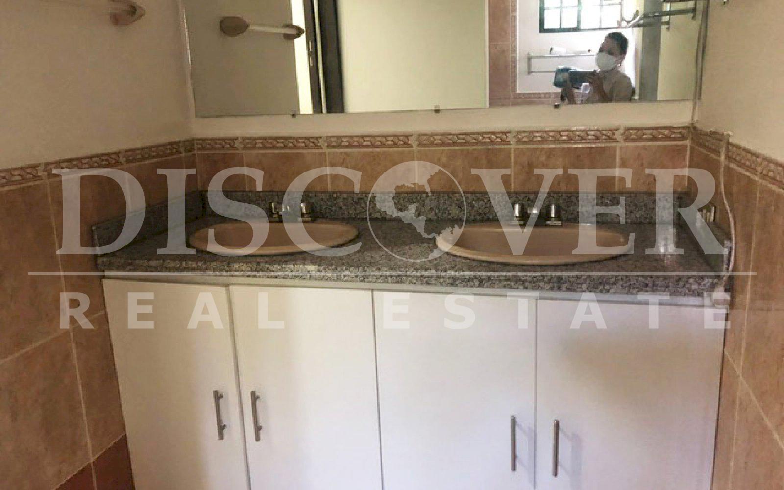  House for rent in Acoma residential