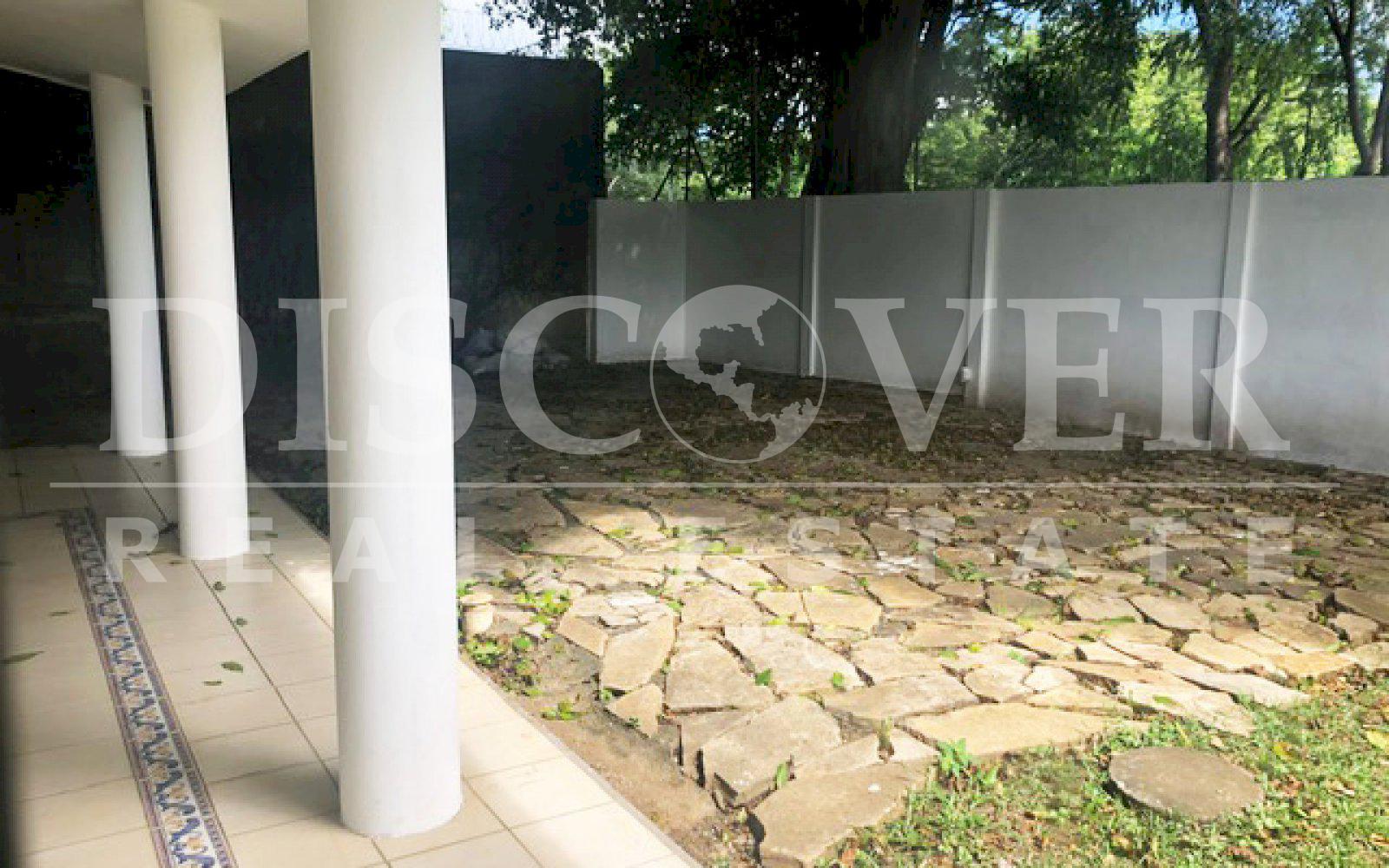  House for rent in Acoma residential