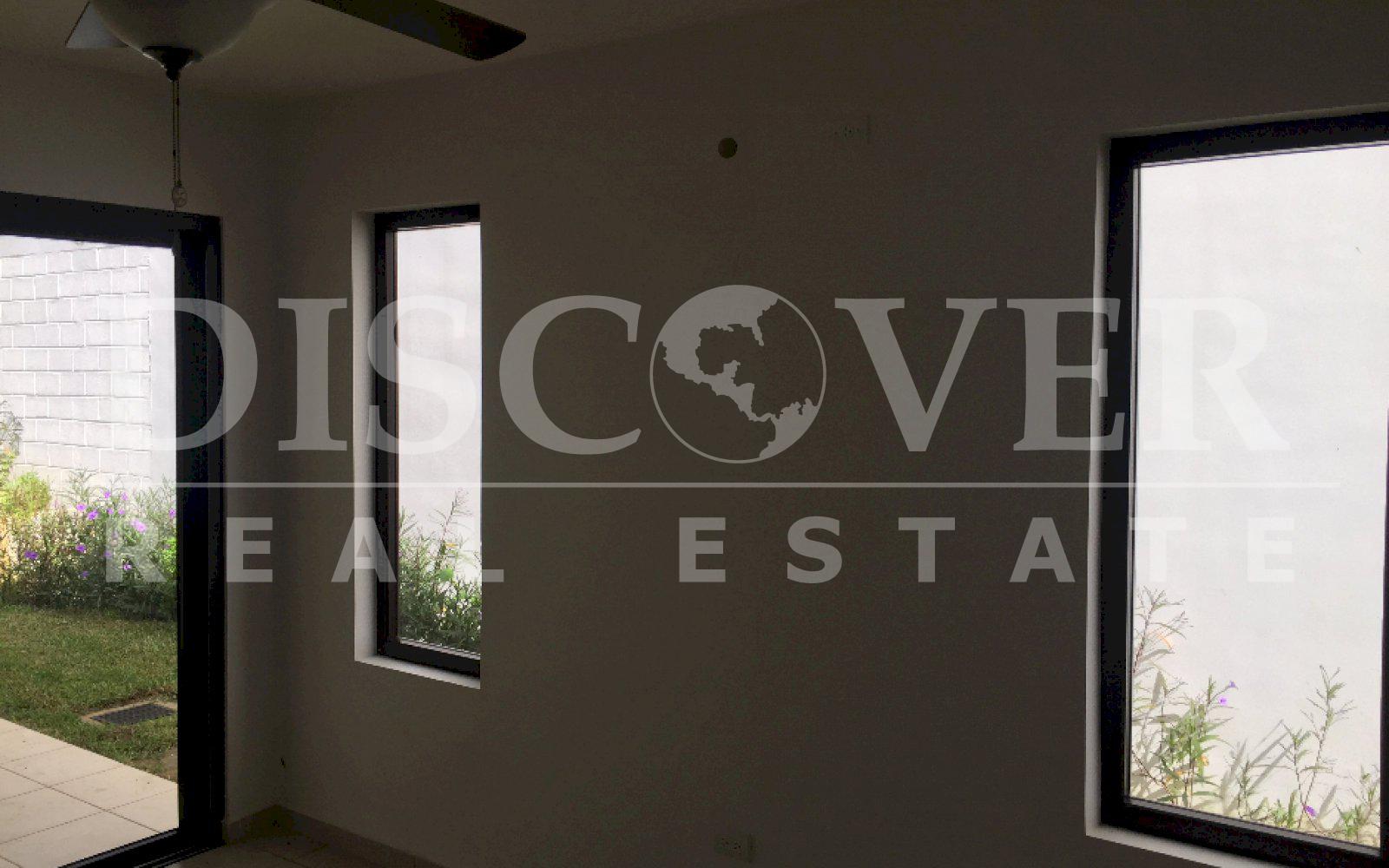  New, secure and spacious house for rent in Cortijo de la Sierra Residential ID 11589