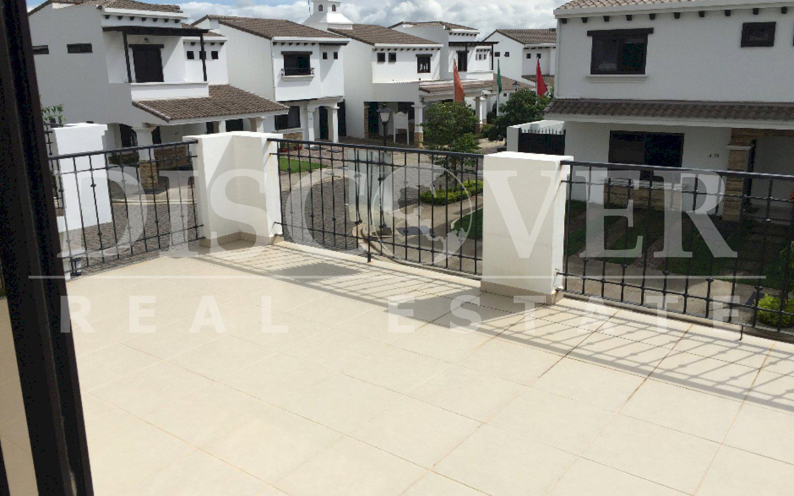  New, secure and spacious house for rent in Cortijo de la Sierra Residential ID 11589