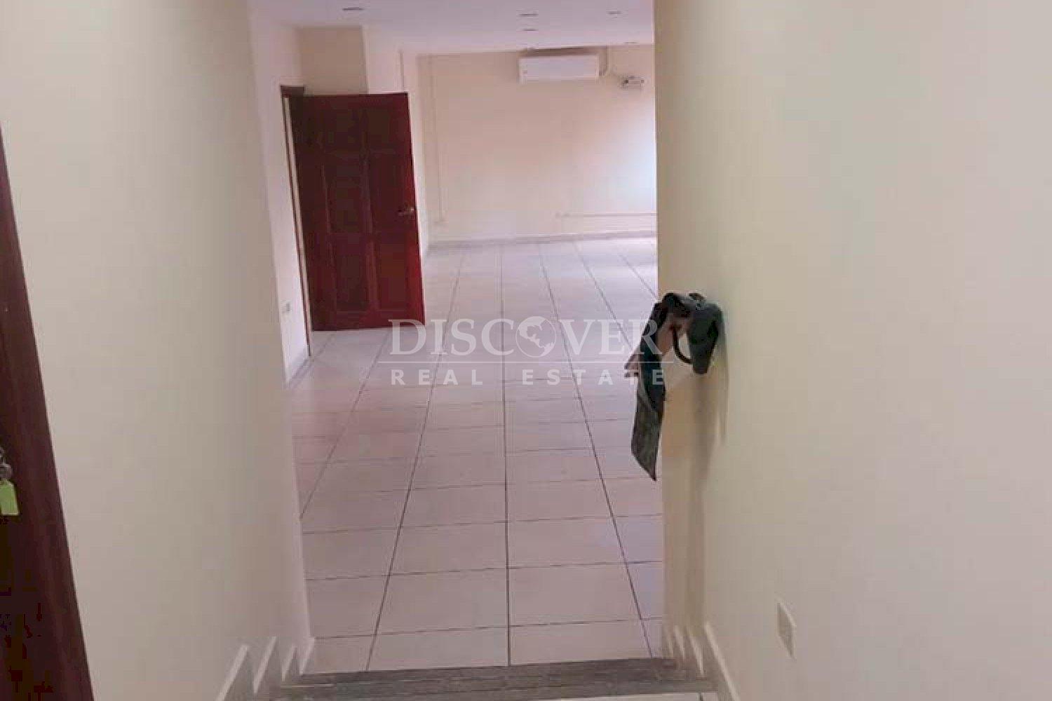  Offices available for rent in Avenida Jean Paul Genie