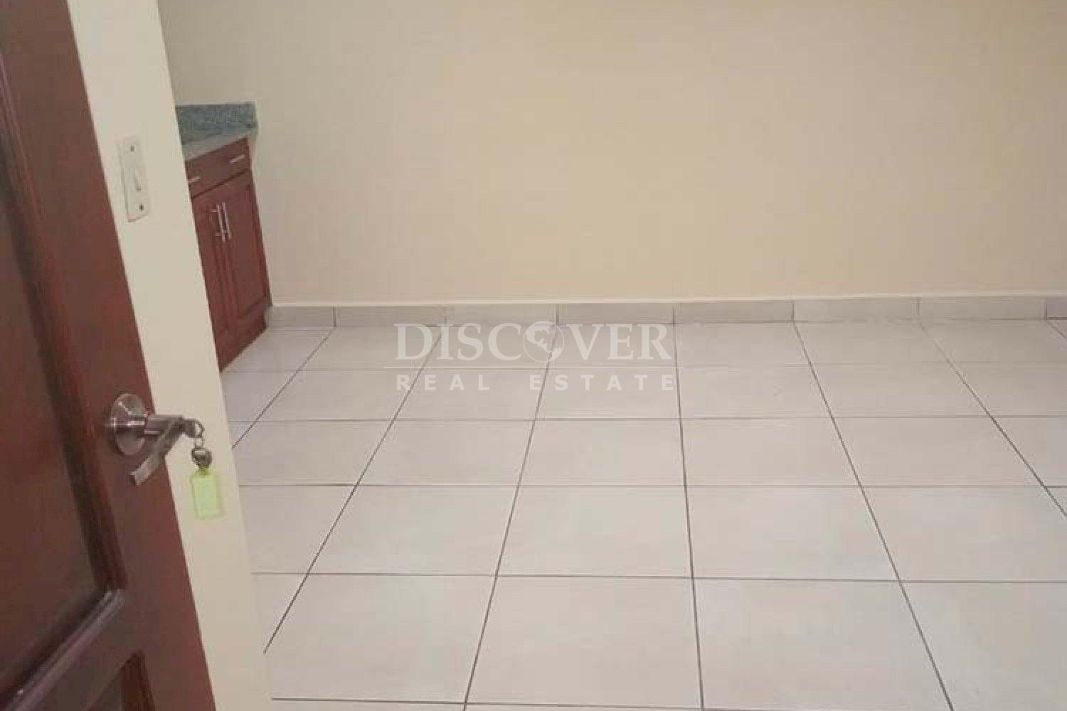  Offices available for rent in Avenida Jean Paul Genie