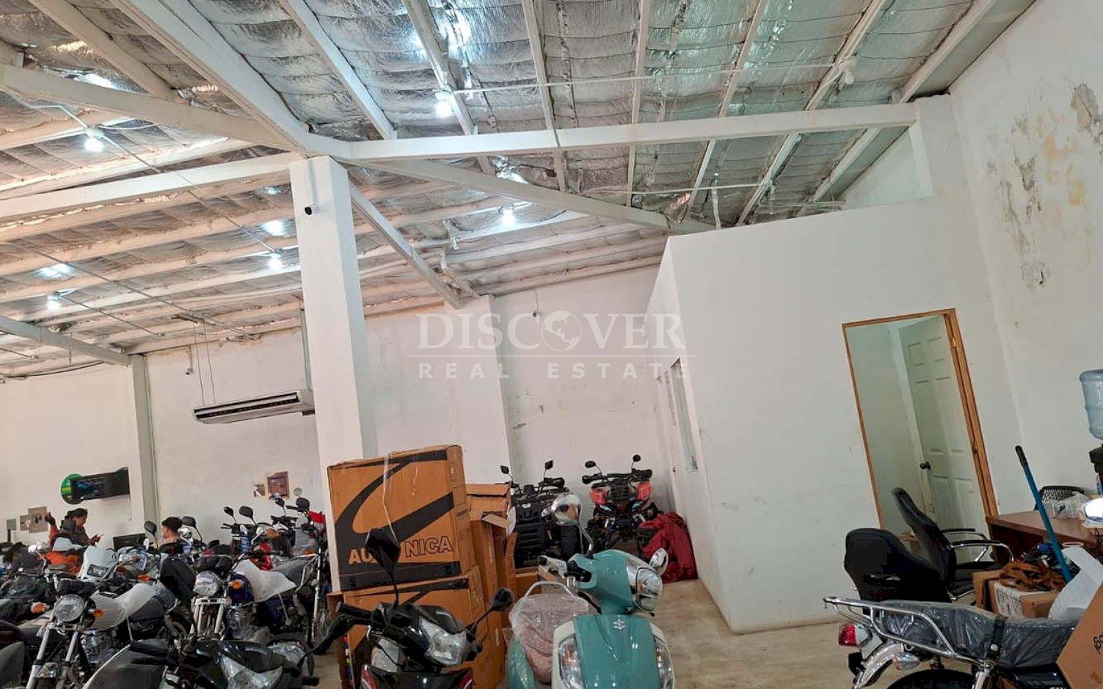  ¡Oportunidad Comercial en Mercado de Alto Flujo!
