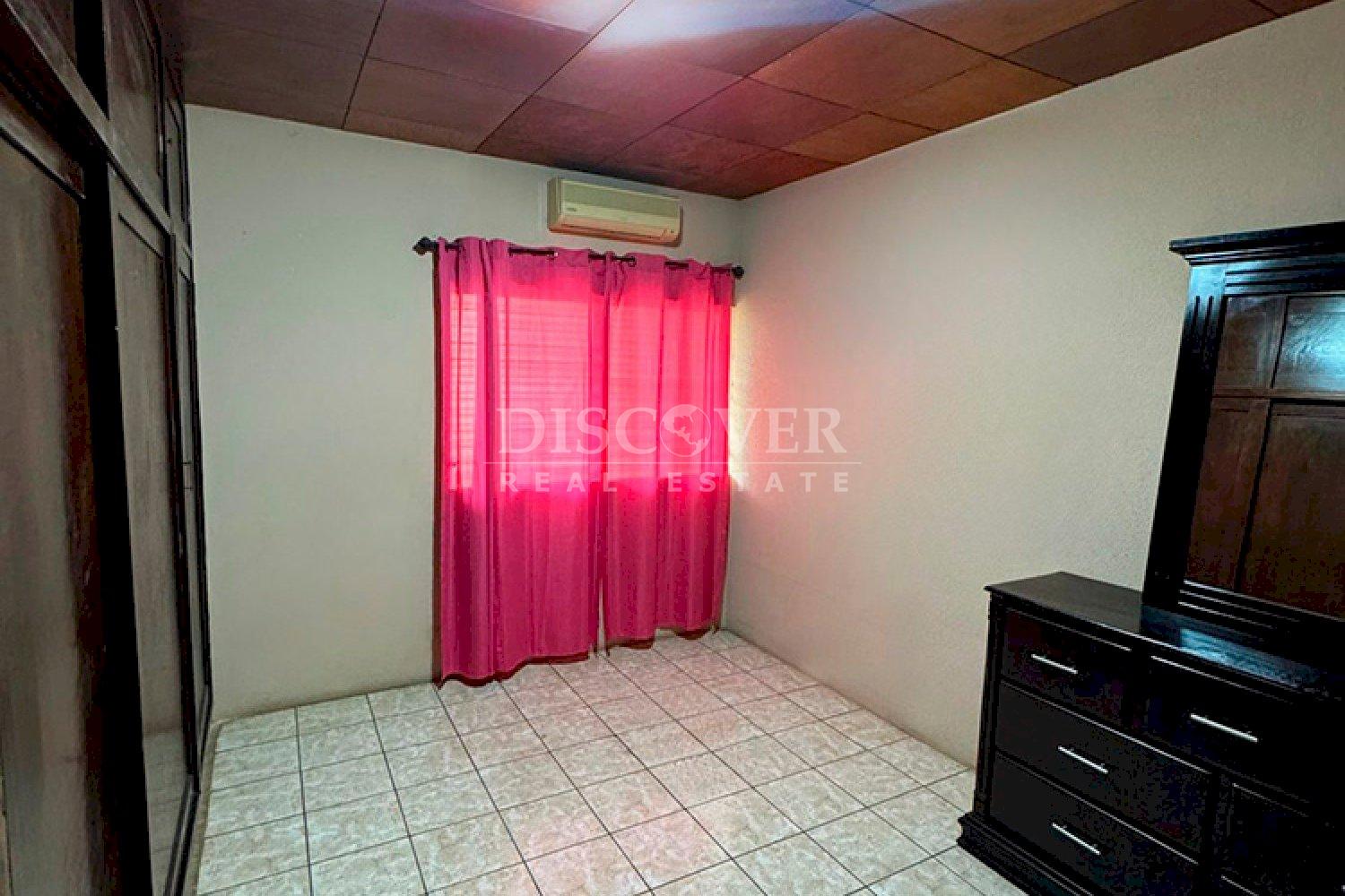  House for sale in Bolonia