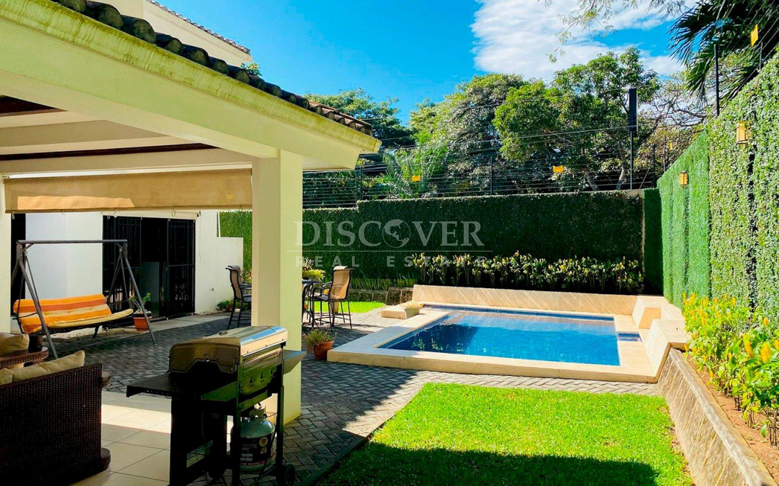  House for sale in Carretera a Masaya