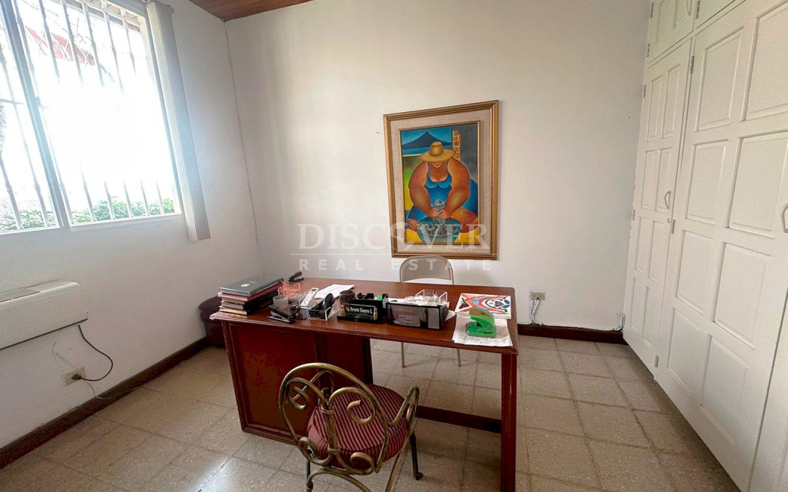  House for sale in Altos de Santo Domingo