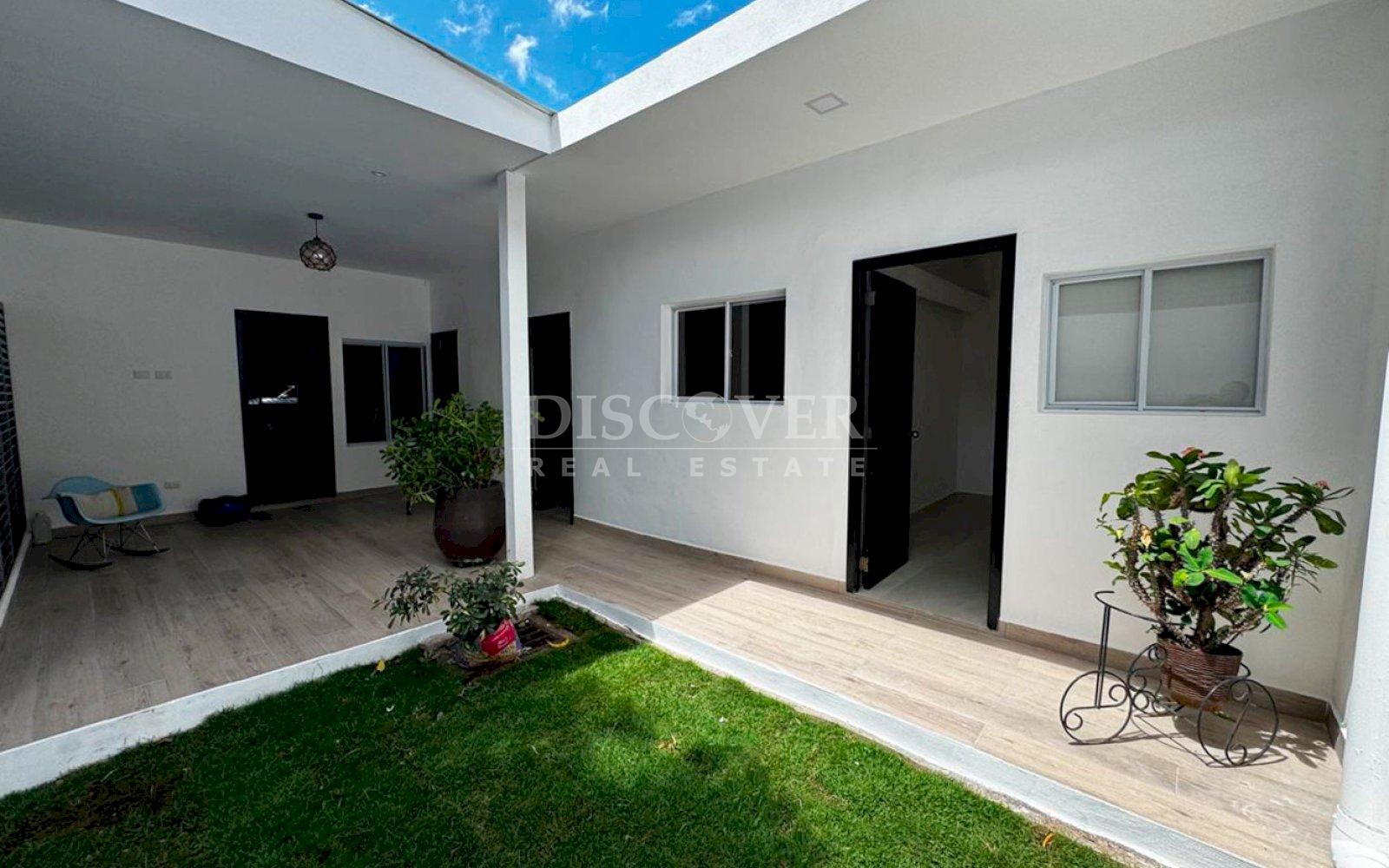  House for sale in Colonia Centroamérica