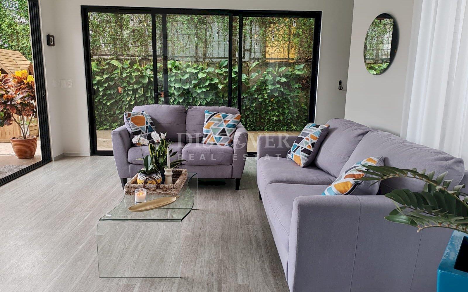  Cozy house for sale in Villa Fontana condominium