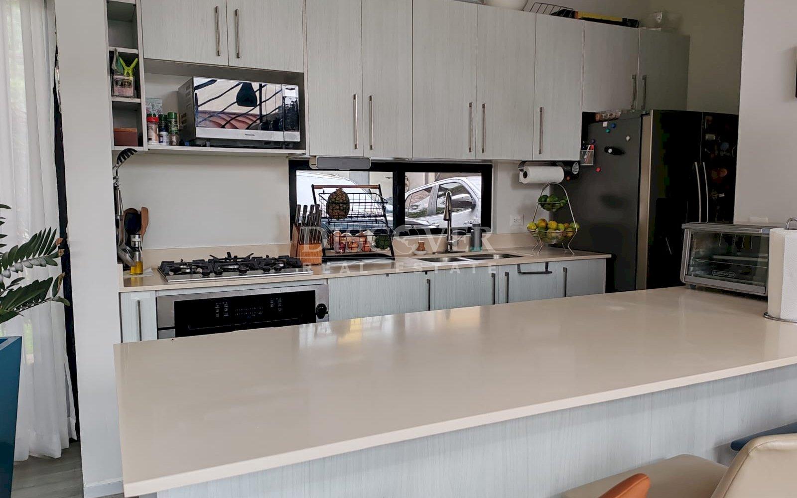  Cozy house for sale in Villa Fontana condominium