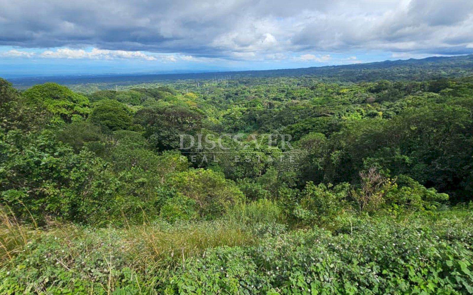  Land with city views for sale in El Crucero