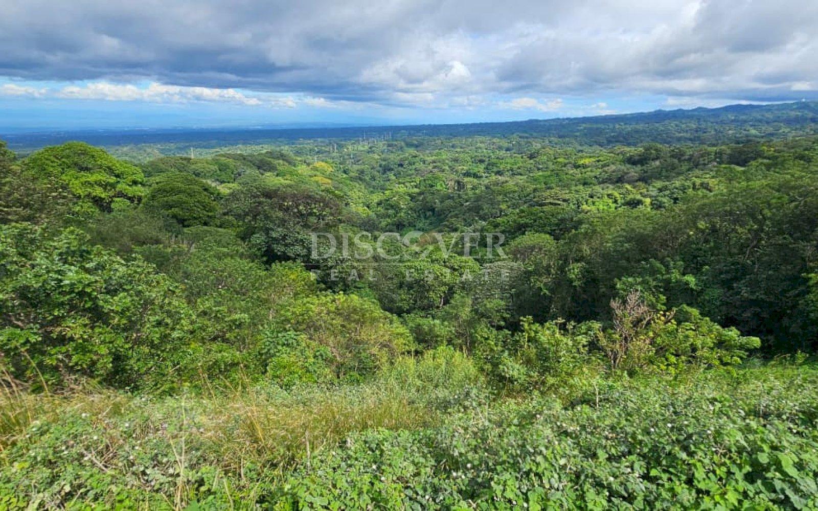  Land with city views for sale in El Crucero