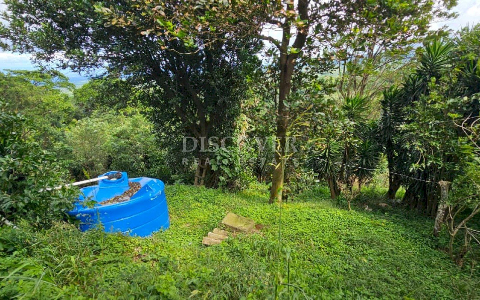  Land with city views for sale in El Crucero
