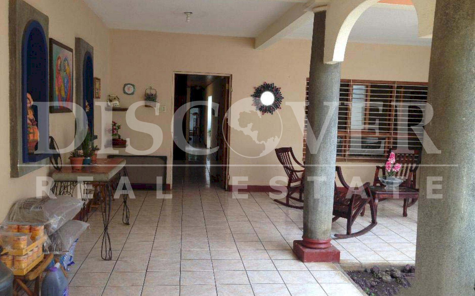  Beautiful House for Sale located in Bolonia Residential ID 10941