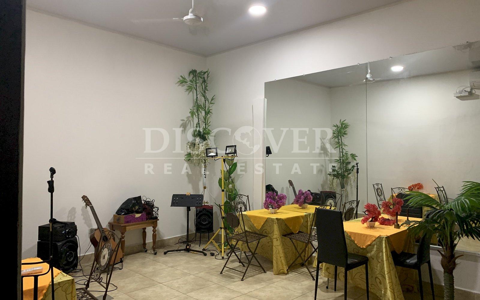  Hostel in Bolonia Residential with 10 Rooms. ID 13072