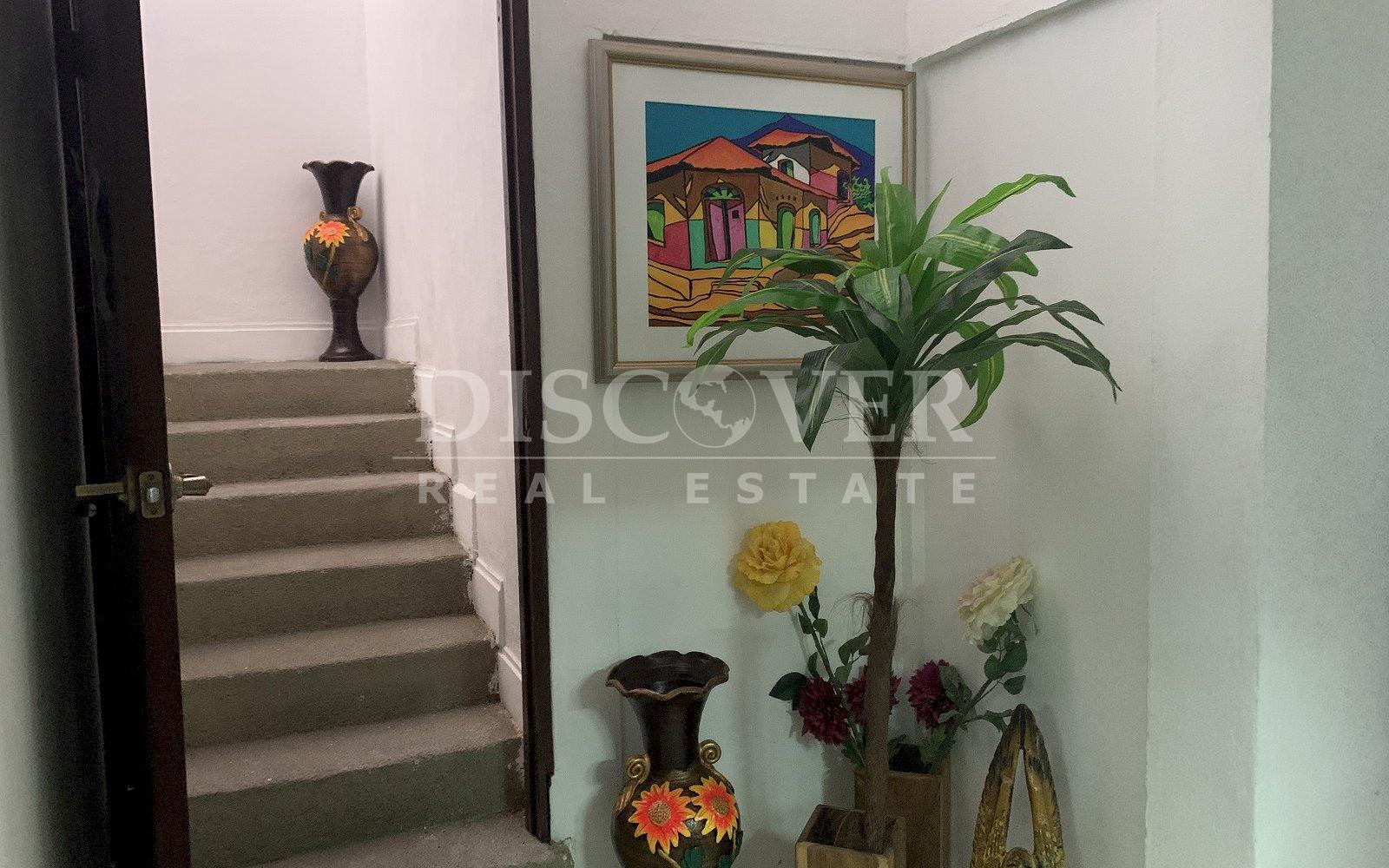  Hostel in Bolonia Residential with 10 Rooms. ID 13072